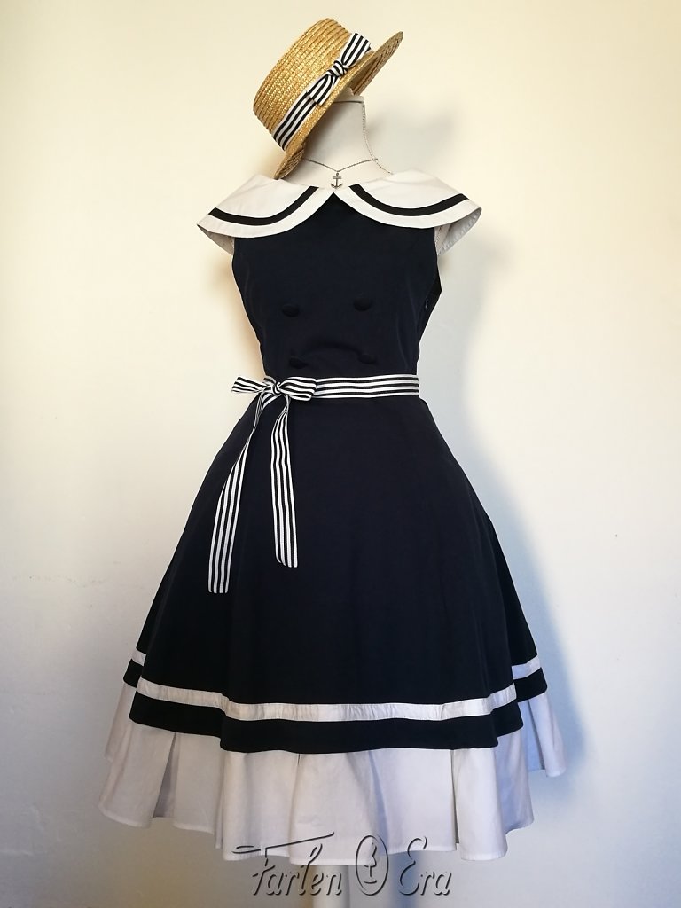 IMG-sailordress-1.jpg